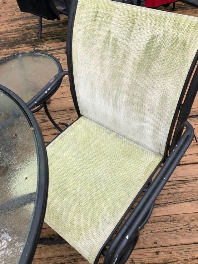 how to clean patio furniture mesh